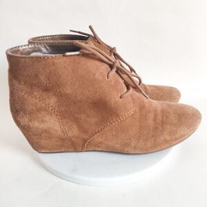 Nine‎ West Tan Suede Leather Lace-Up 3" Wedge Ankle Boots Womens Size 8 Academia